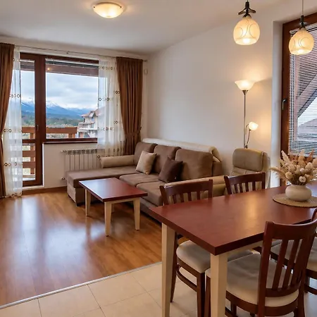 1-Bedroom Apartment Amazing Mountain View&5 Min Walk To Gondola Διαμέρισμα